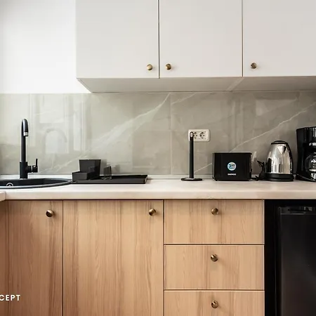 Apartment 928